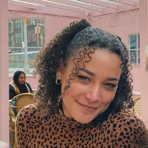 Meet your Posher, Althea